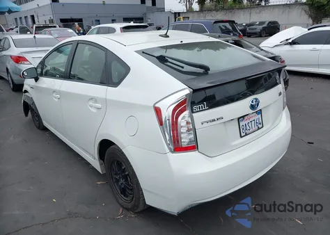 2015 Toyota Prius Three z USA, uszkodzony, nr VIN JTDKN3DU9F0399962